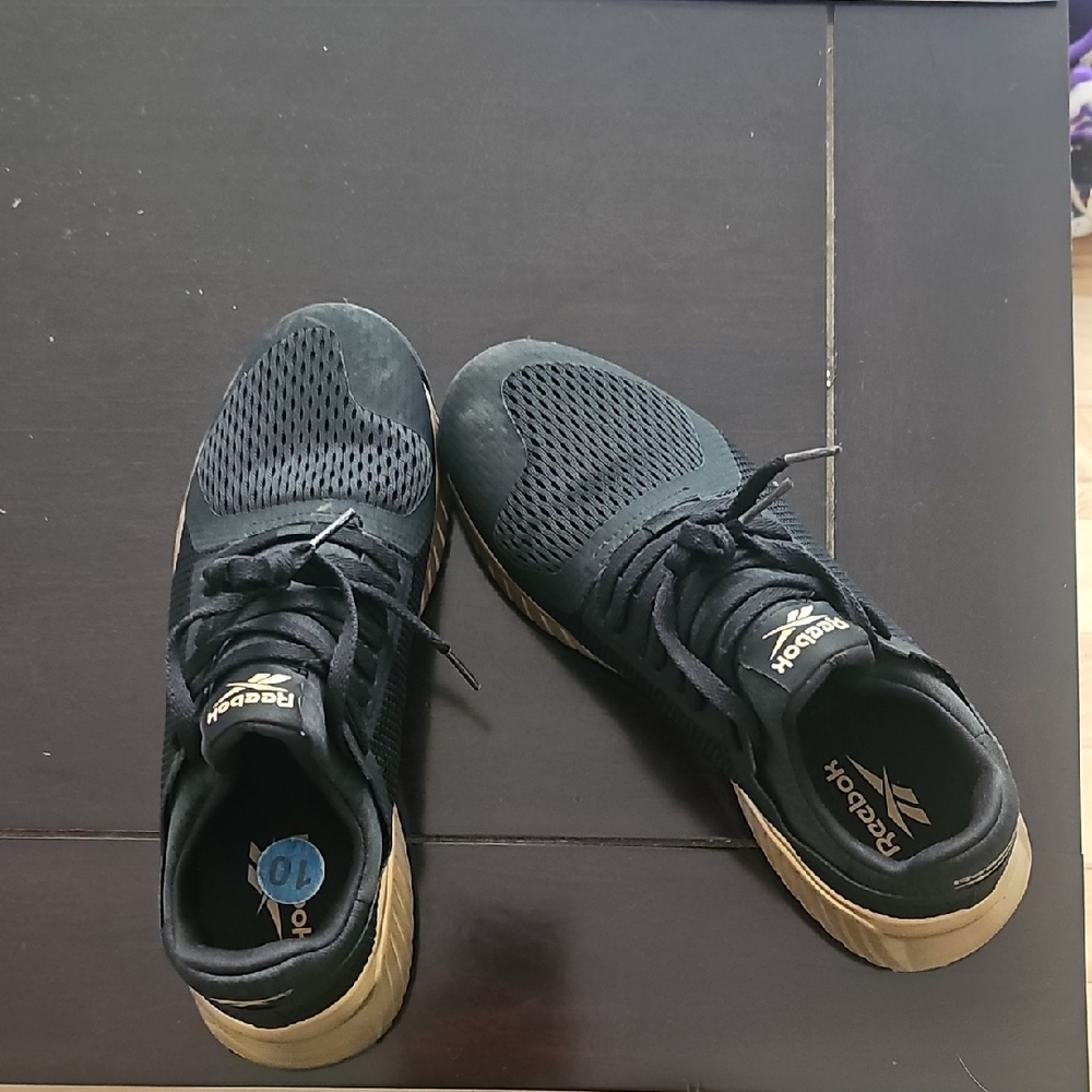 Reebok Women's Black and Gold Sneakers